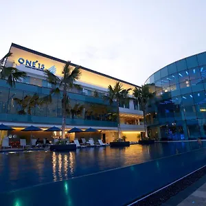 5* Отель One15 Marina Sentosa Cove
